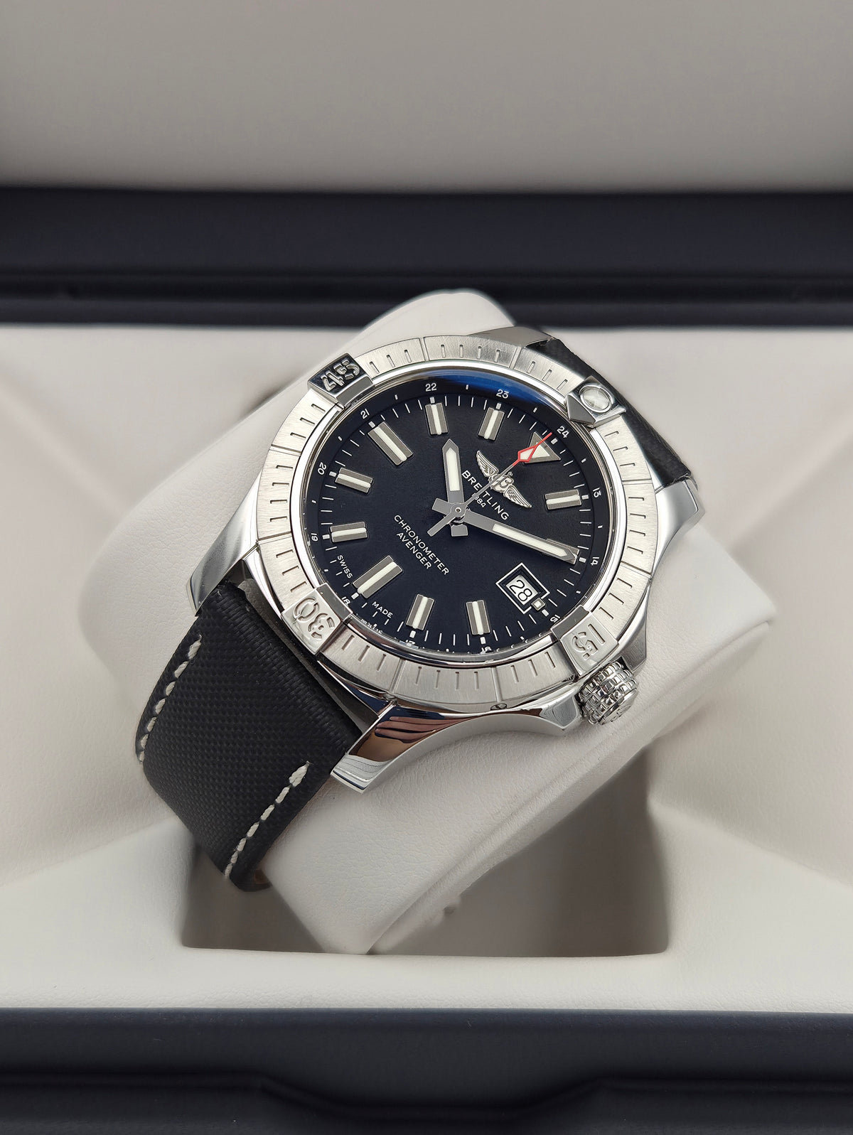 Breitling Avenger