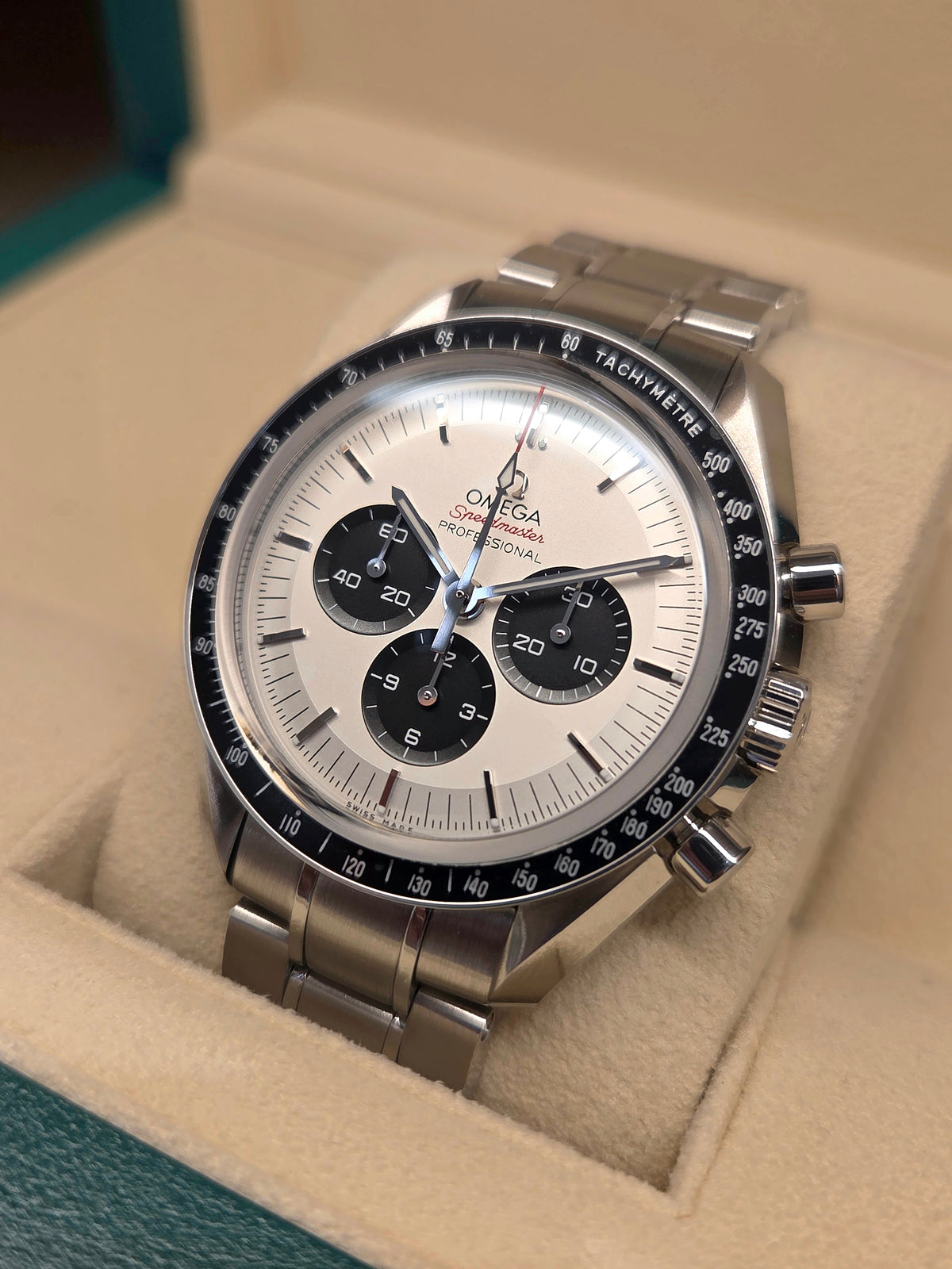Omega Speedmaster Professional Moonwatch Tokyo 2020 Limited Edition