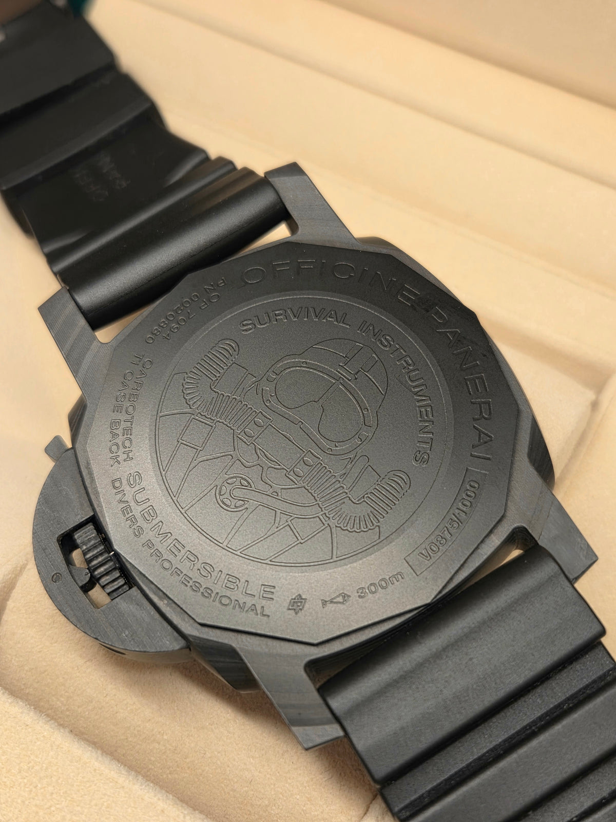 Panerai Submersible Carbotech